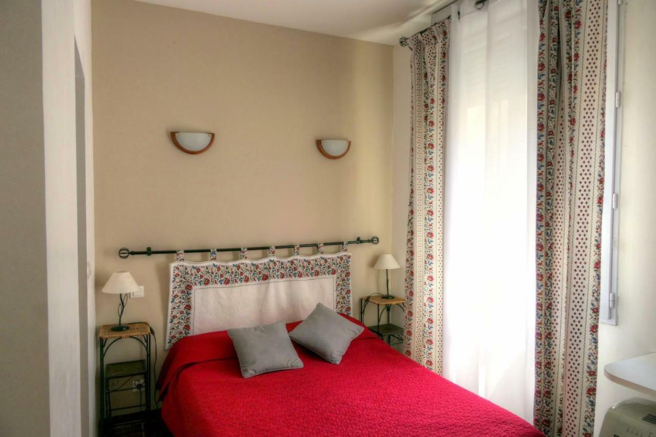 Anne De La Maison Blanche Apartment